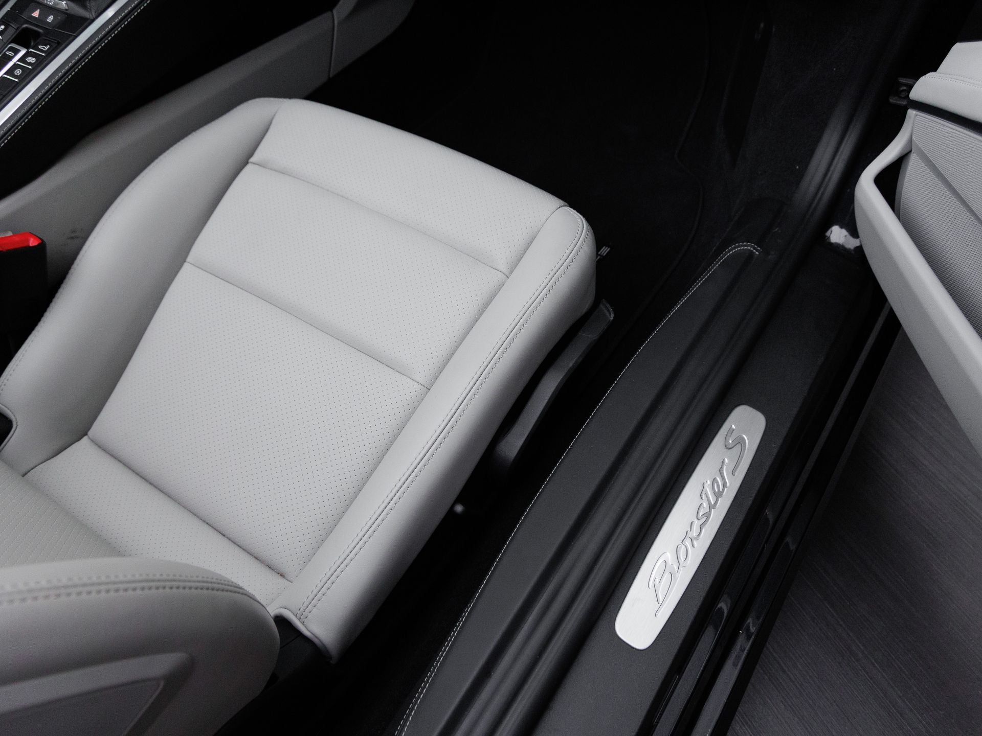 2025 Porsche 718 Boxster S