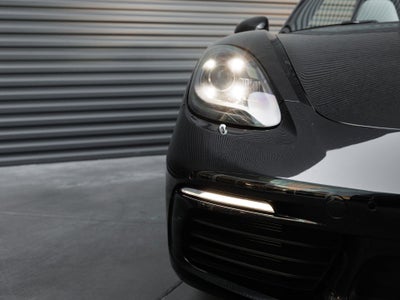 2025 Porsche 718 Boxster S