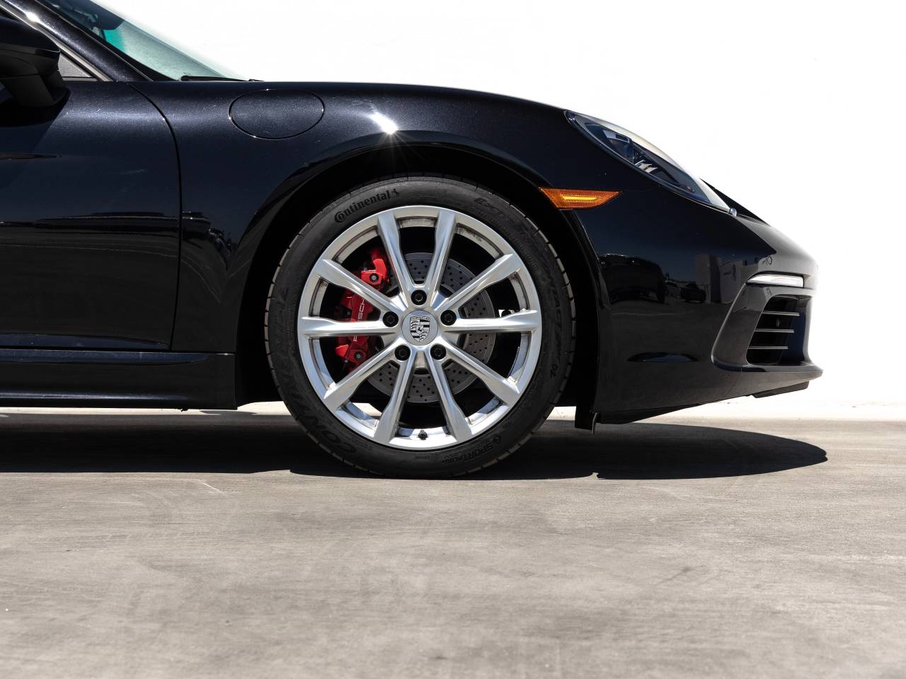 2025 Porsche 718 Boxster S