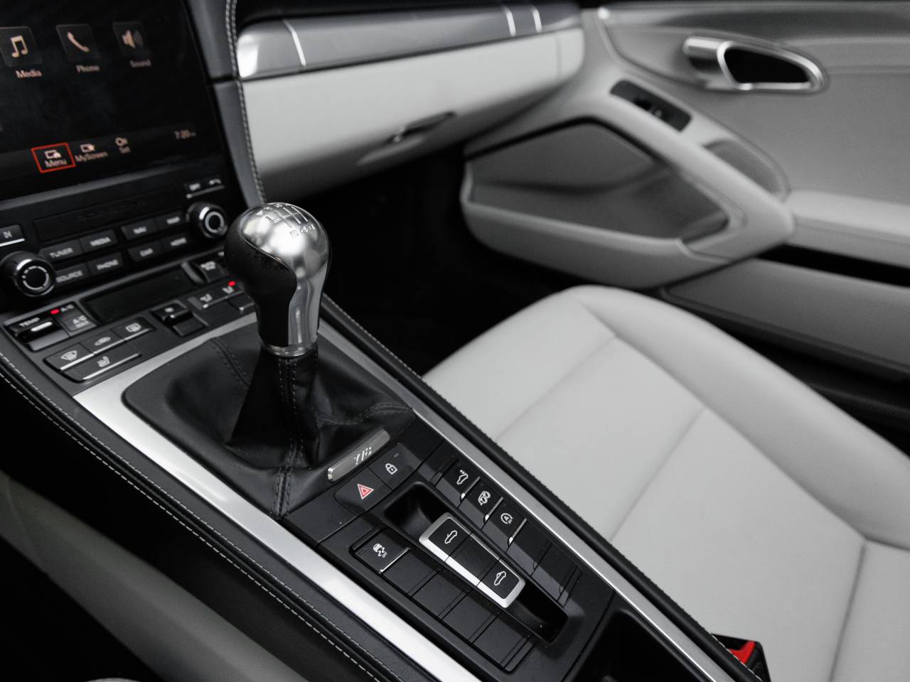 2025 Porsche 718 Boxster S