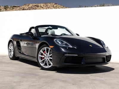 2025 Porsche 718 Boxster S