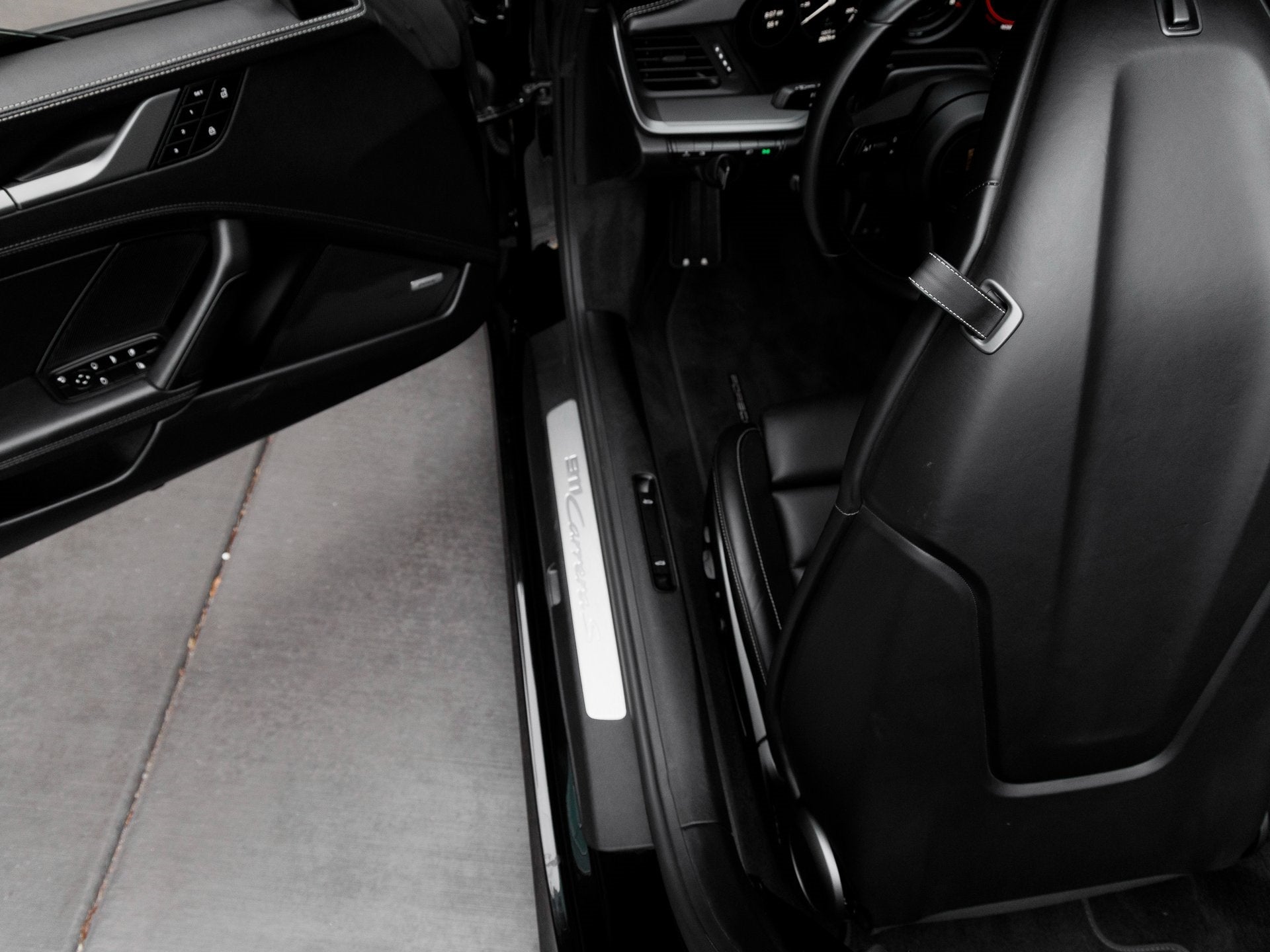 2022 Porsche 911 911 Carrera S Cabriolet (MY22)