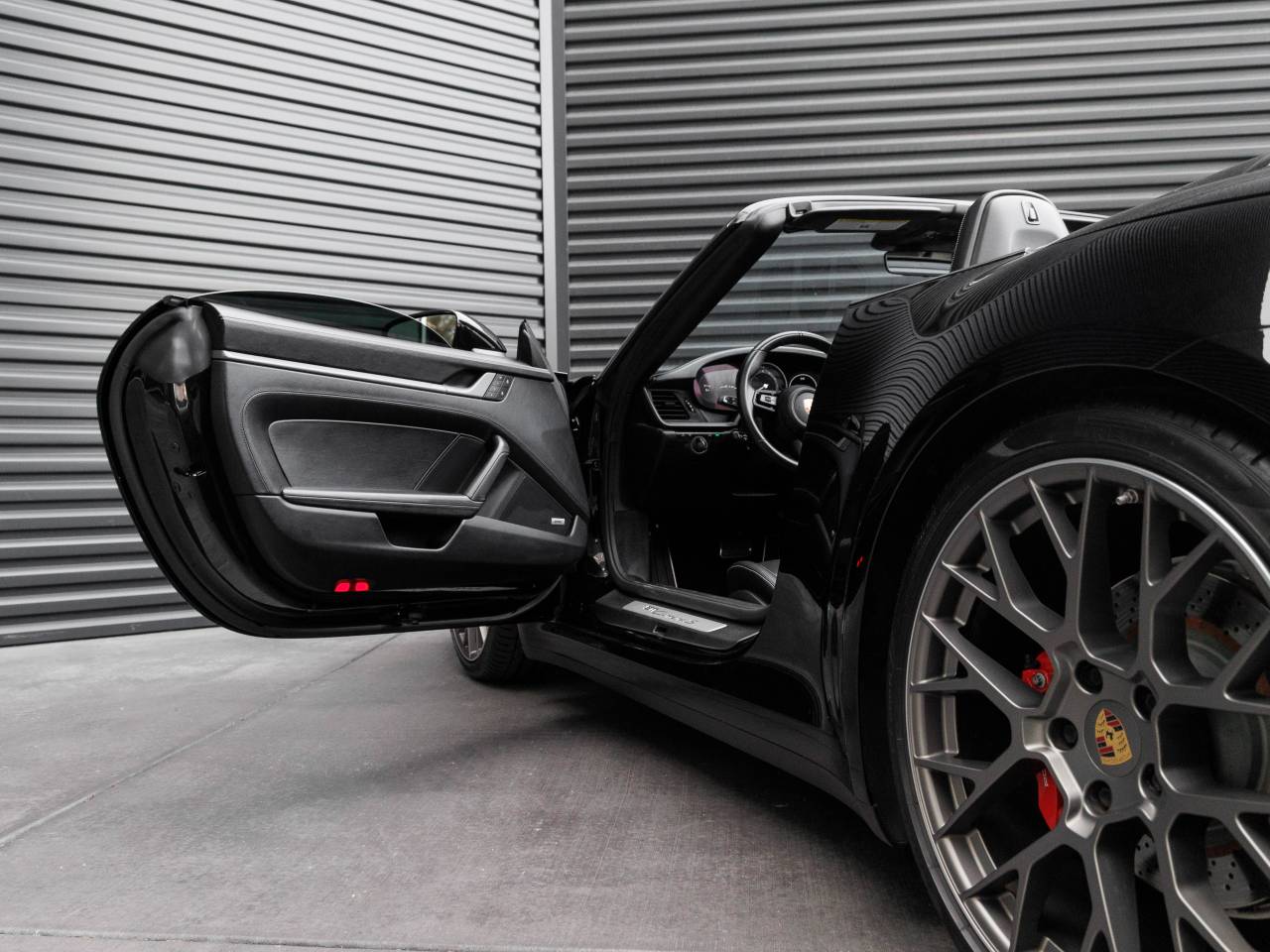 2022 Porsche 911 911 Carrera S Cabriolet (MY22)