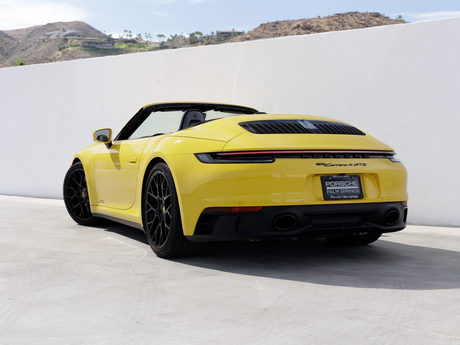 2023 Porsche 911 911 Carrera 4 GTS Cabriolet (MY23)