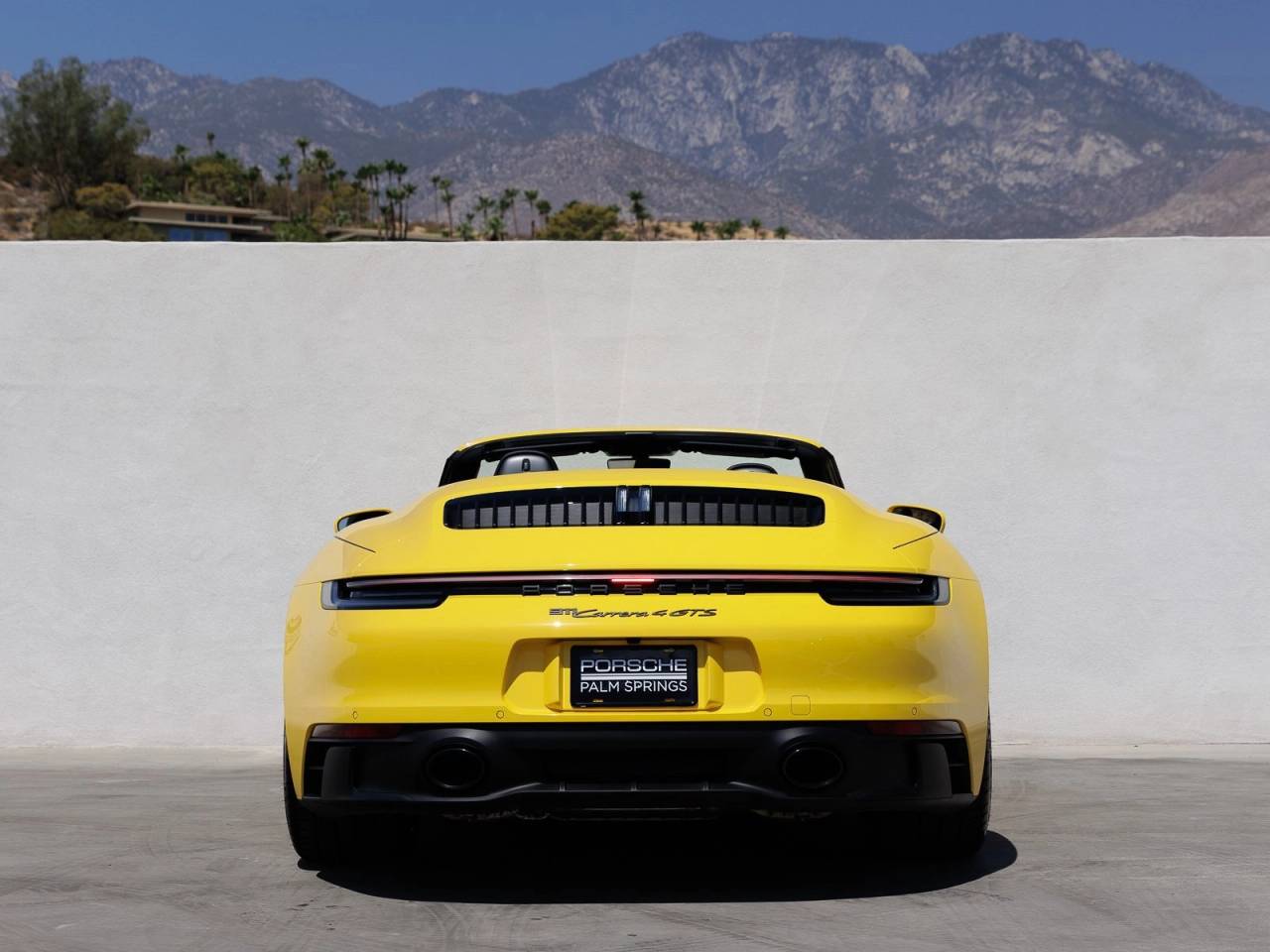 2023 Porsche 911 911 Carrera 4 GTS Cabriolet (MY23)