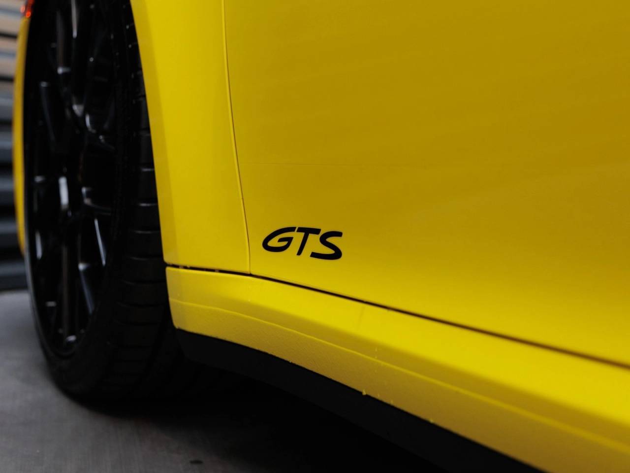 2023 Porsche 911 911 Carrera 4 GTS Cabriolet (MY23)