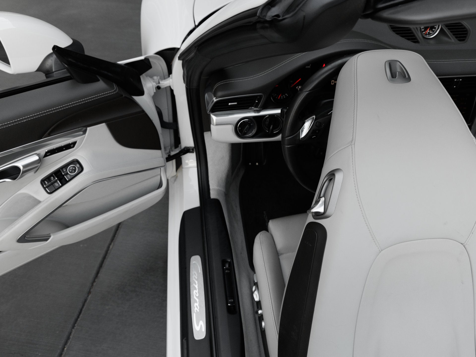 2012 Porsche 911 911 Carrera S Cabriolet