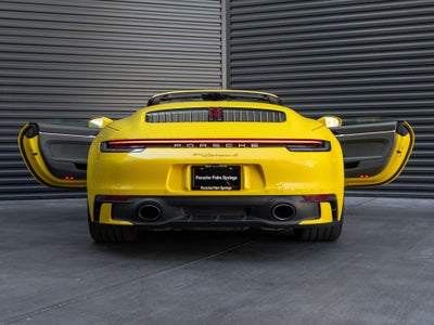 2022 Porsche 911 Carrera S