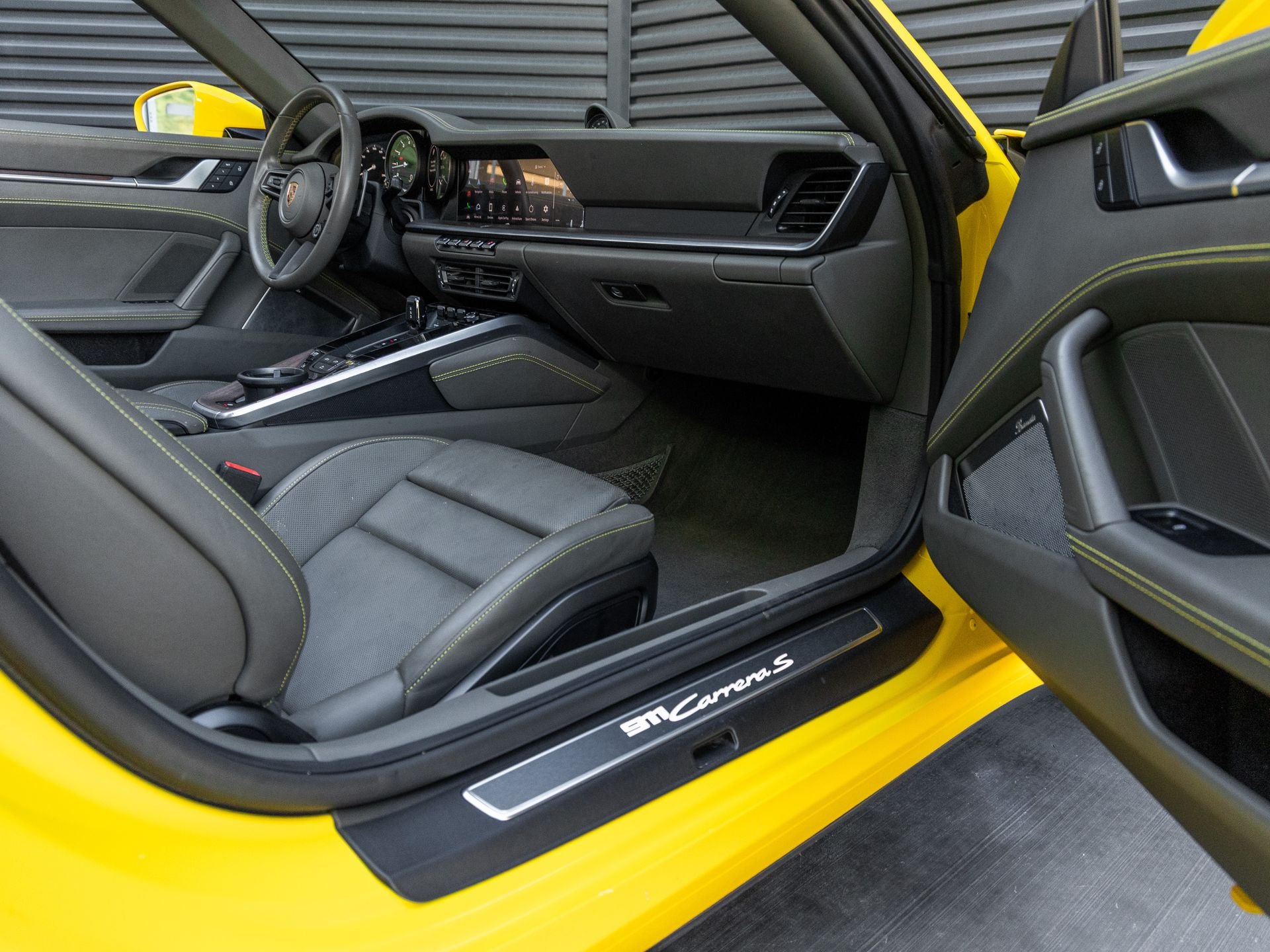 2022 Porsche 911 Carrera S