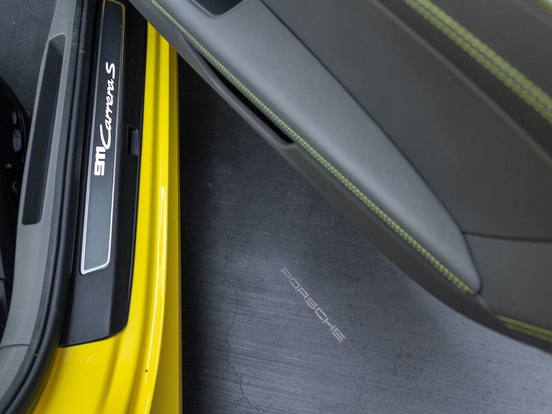 2022 Porsche 911 Carrera S