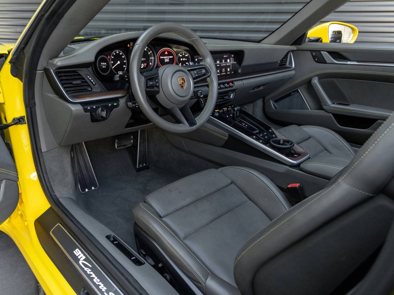 2022 Porsche 911 911 Carrera S Cabriolet (MY22)