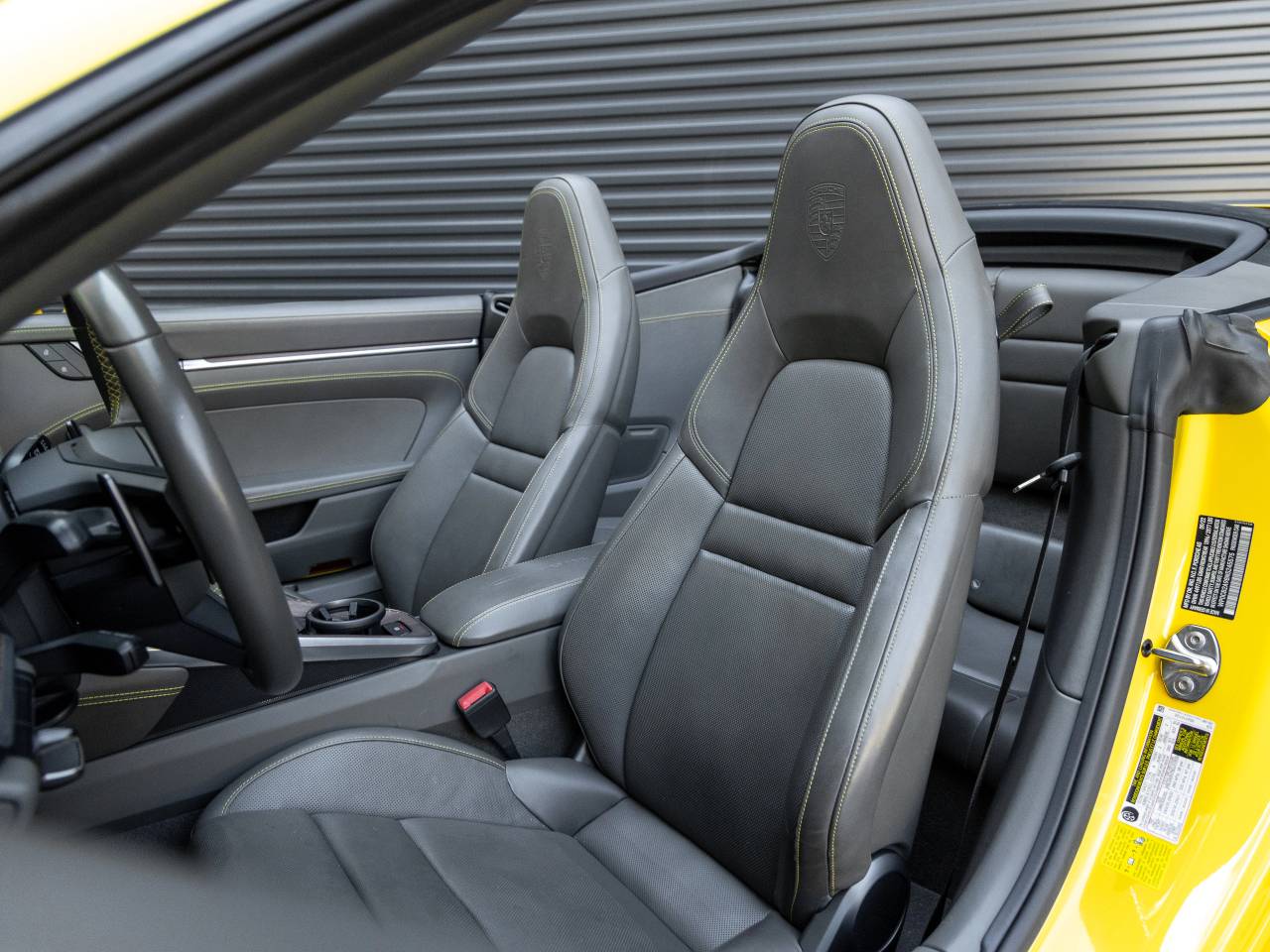 2022 Porsche 911 911 Carrera S Cabriolet (MY22)