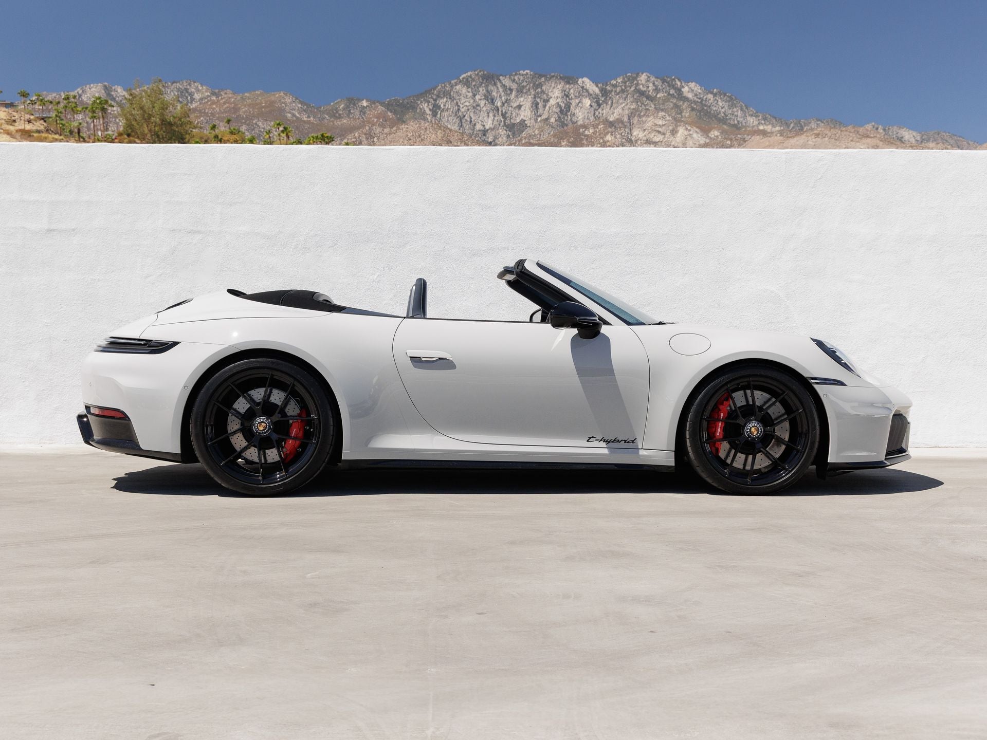 2026 Porsche 911 911 Carrera 4 GTS Cabriolet