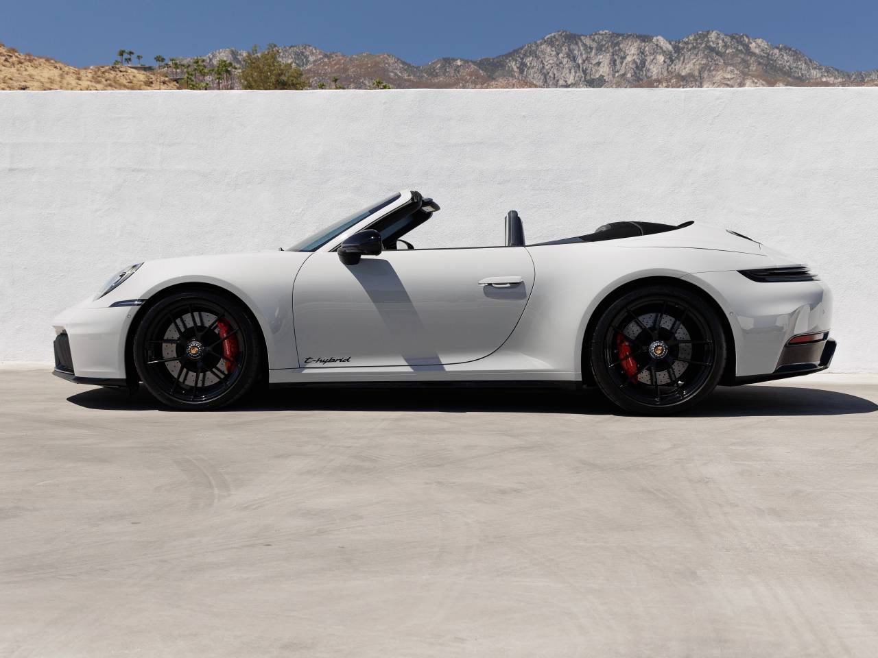2026 Porsche 911 911 Carrera 4 GTS Cabriolet