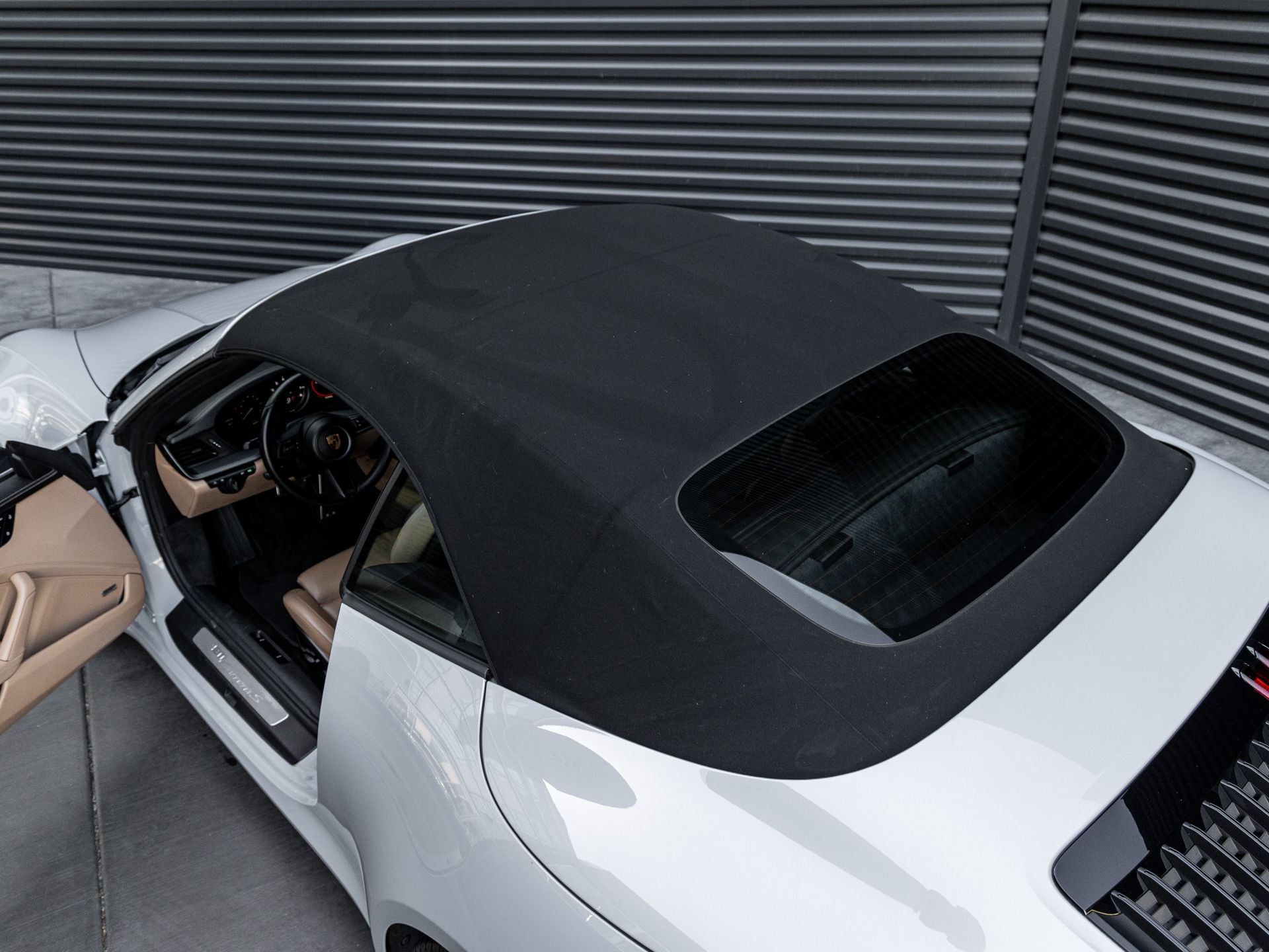 2023 Porsche 911 911 Carrera S Cabriolet (MY23)