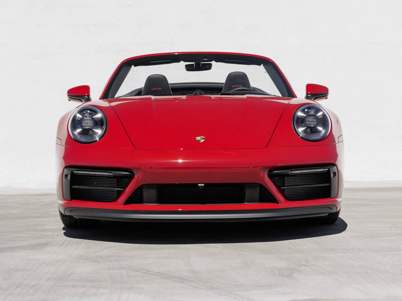 2024 Porsche 911 Carrera 4 GTS Cabriolet