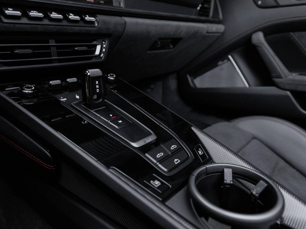 2024 Porsche 911 Carrera 4 GTS Cabriolet