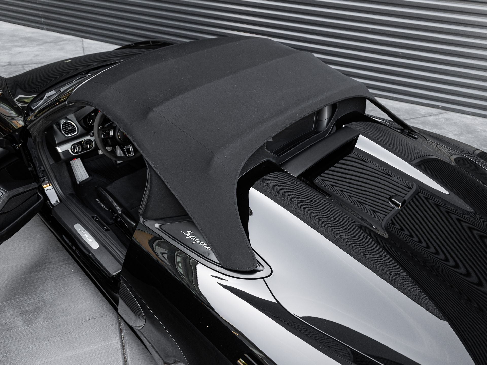 2022 Porsche 718 Spyder Base