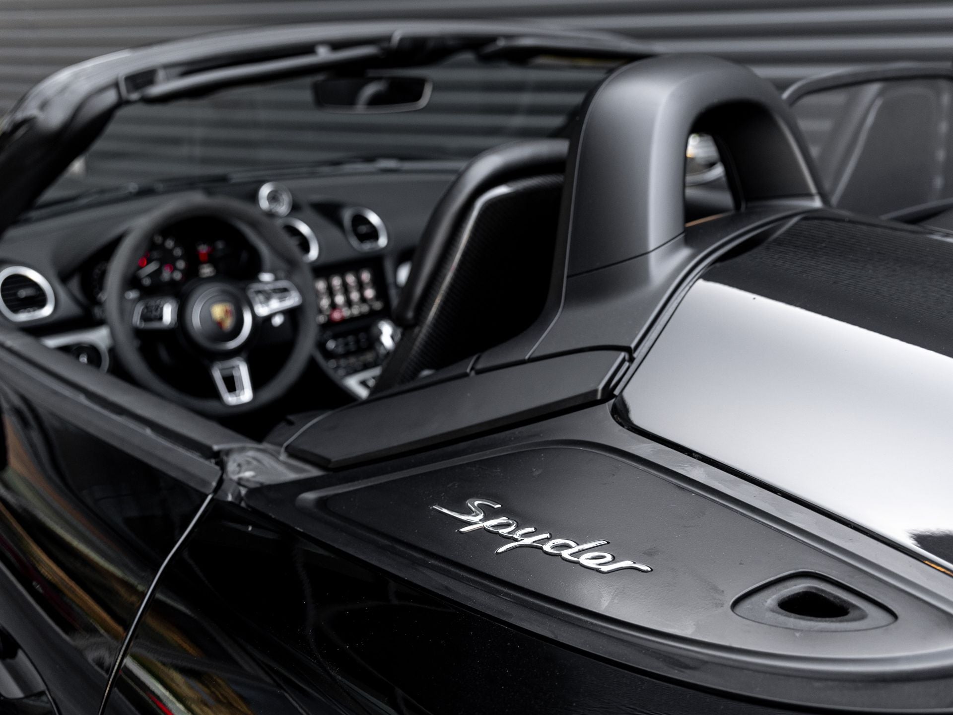 2022 Porsche 718 Spyder Base