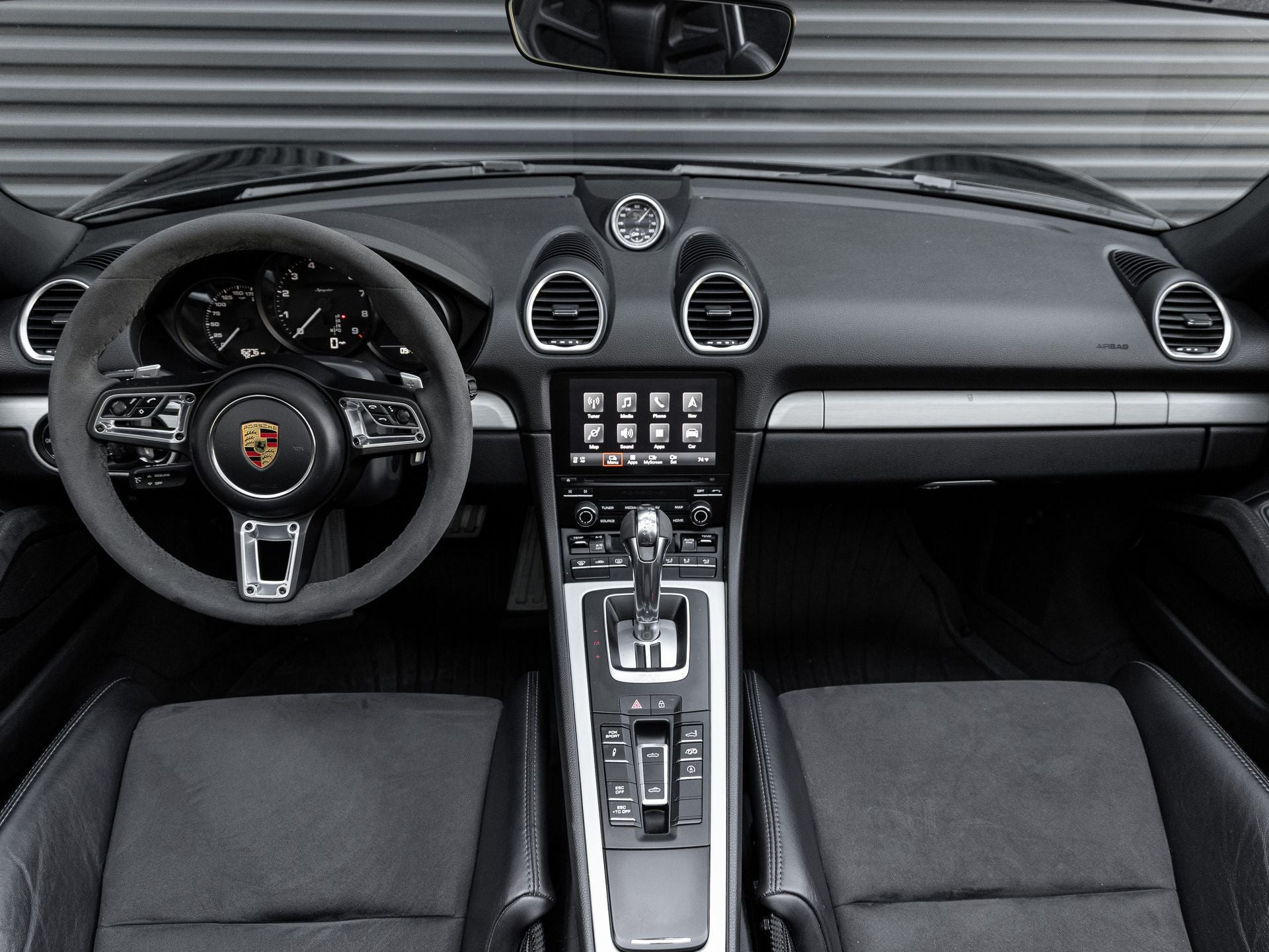 2022 Porsche 718 Spyder Base