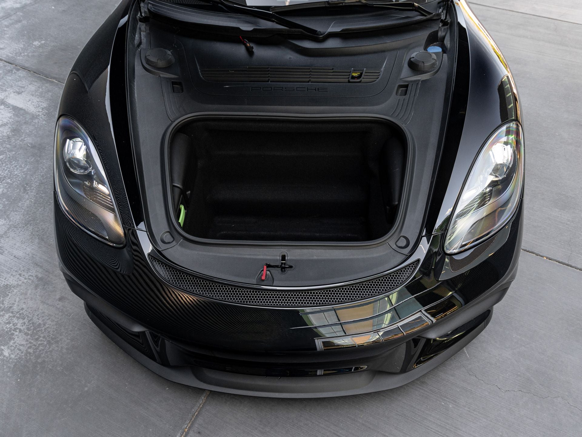 2022 Porsche 718 Spyder Base