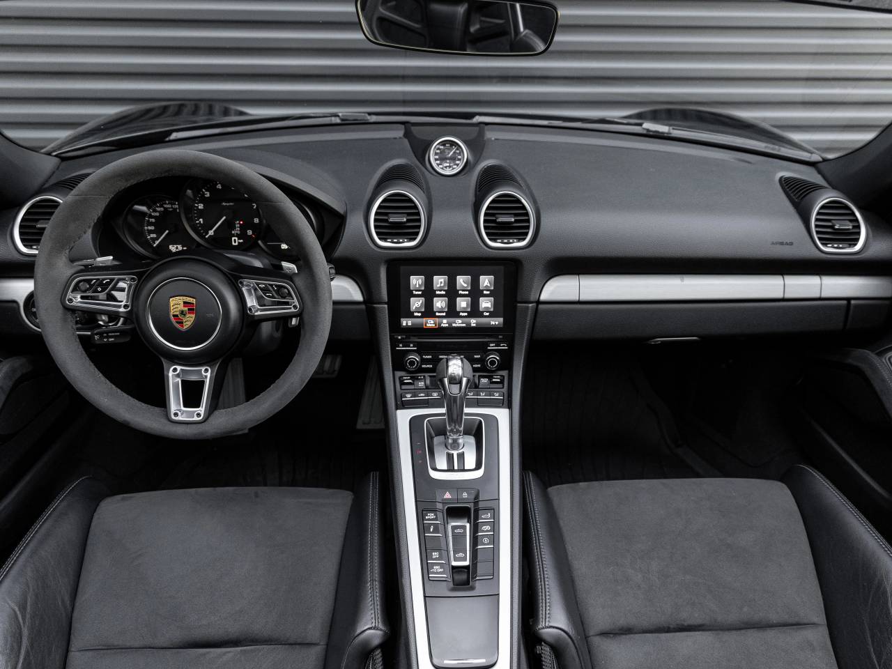 2022 Porsche 718 Spyder