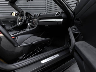 2022 Porsche 718 Spyder