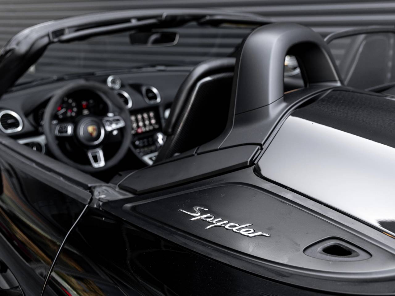 2022 Porsche 718 Spyder