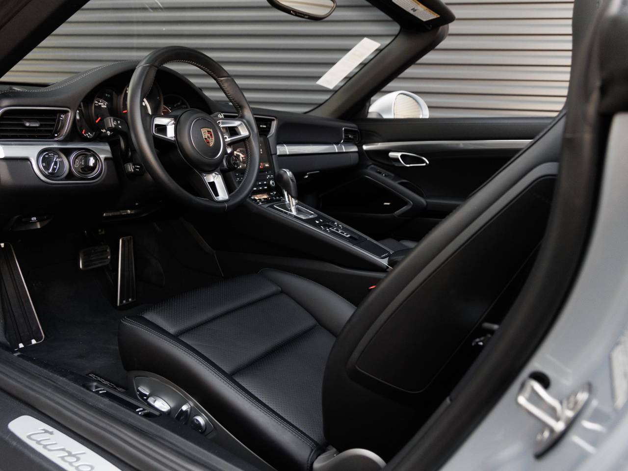2017 Porsche 911 Turbo Cabriolet