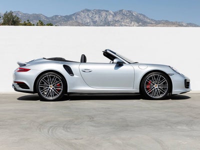2017 Porsche 911 Turbo Cabriolet