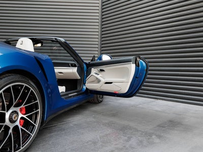 2017 Porsche 911 911 Turbo Cabriolet