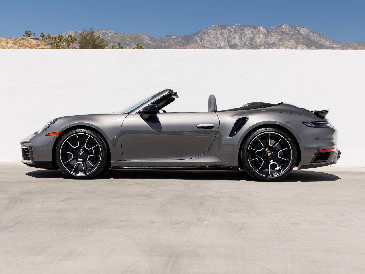 2024 Porsche 911 Turbo S Cabriolet