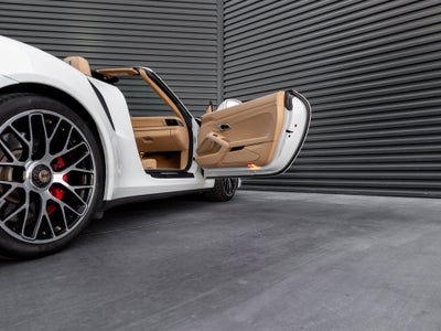 2014 Porsche 911 911 Turbo Cabriolet