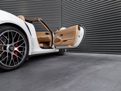 2014 Porsche 911 911 Turbo Cabriolet