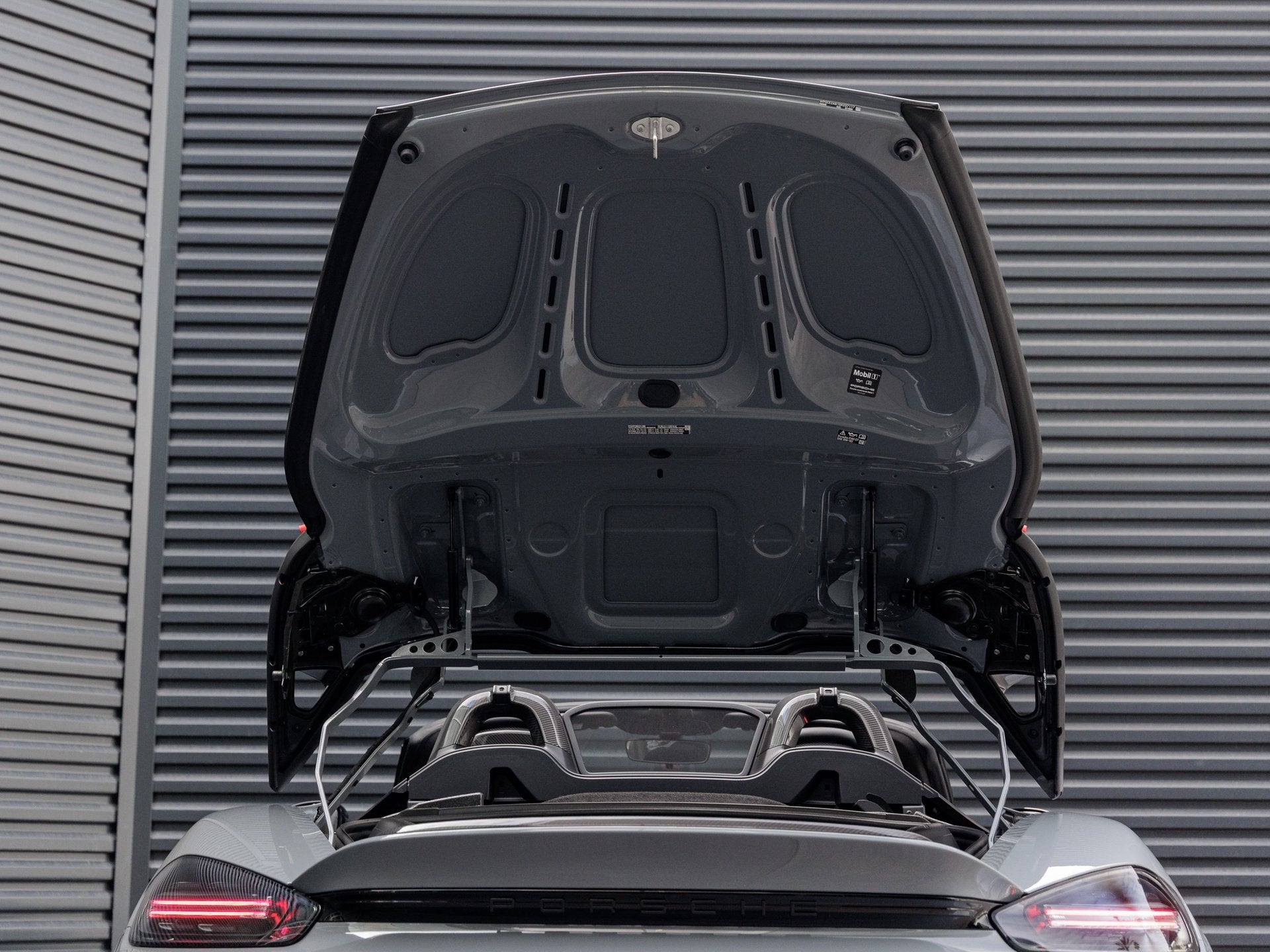 2025 Porsche 718 718 Spyder RS