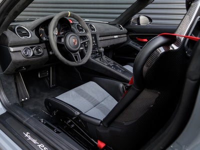 2025 Porsche 718 718 Spyder RS