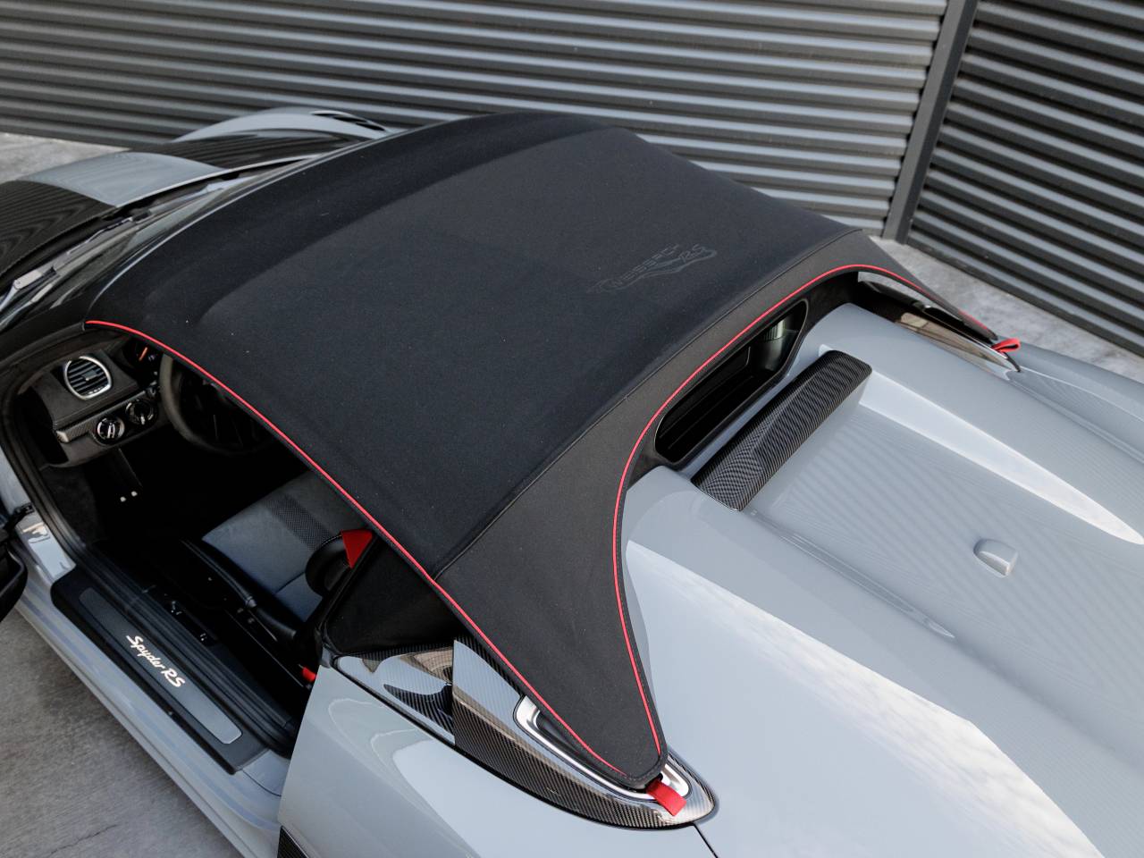 2025 Porsche 718 718 Spyder RS