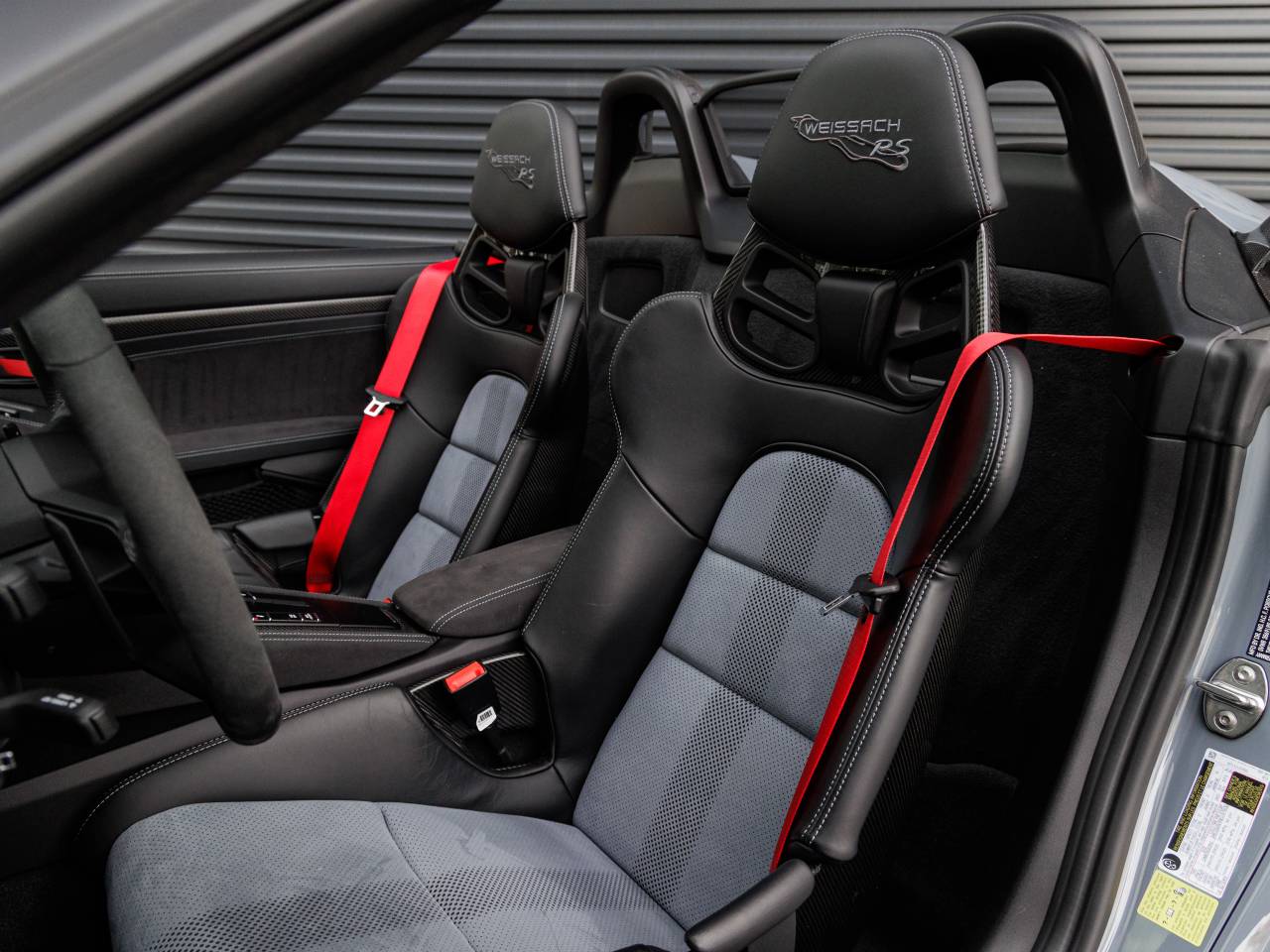 2025 Porsche 718 718 Spyder RS