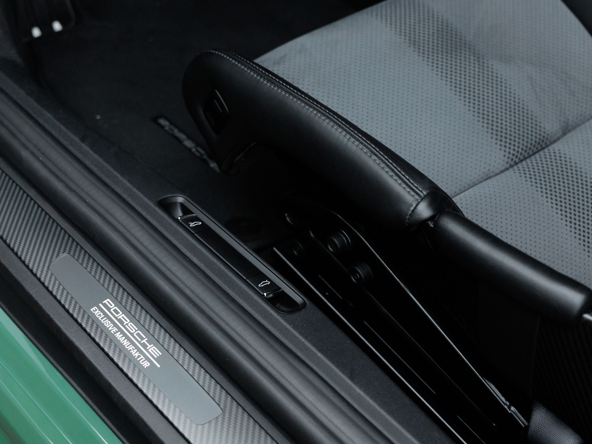 2024 Porsche 718 718 Spyder RS