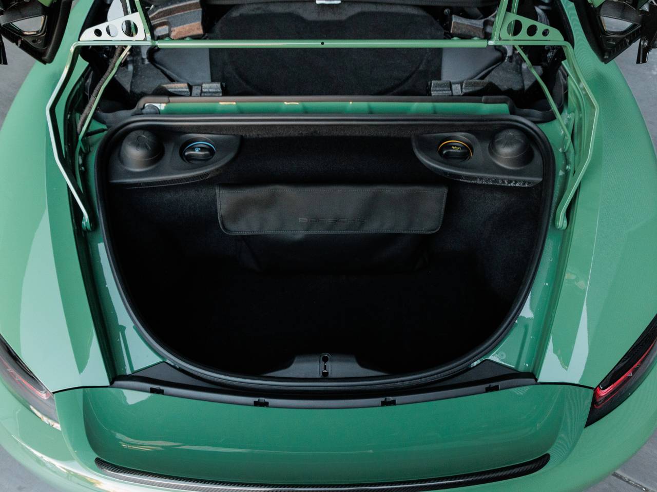 2024 Porsche 718 718 Spyder RS