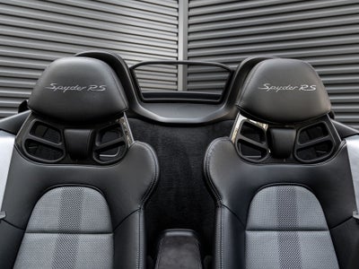 2024 Porsche 718 Spyder RS