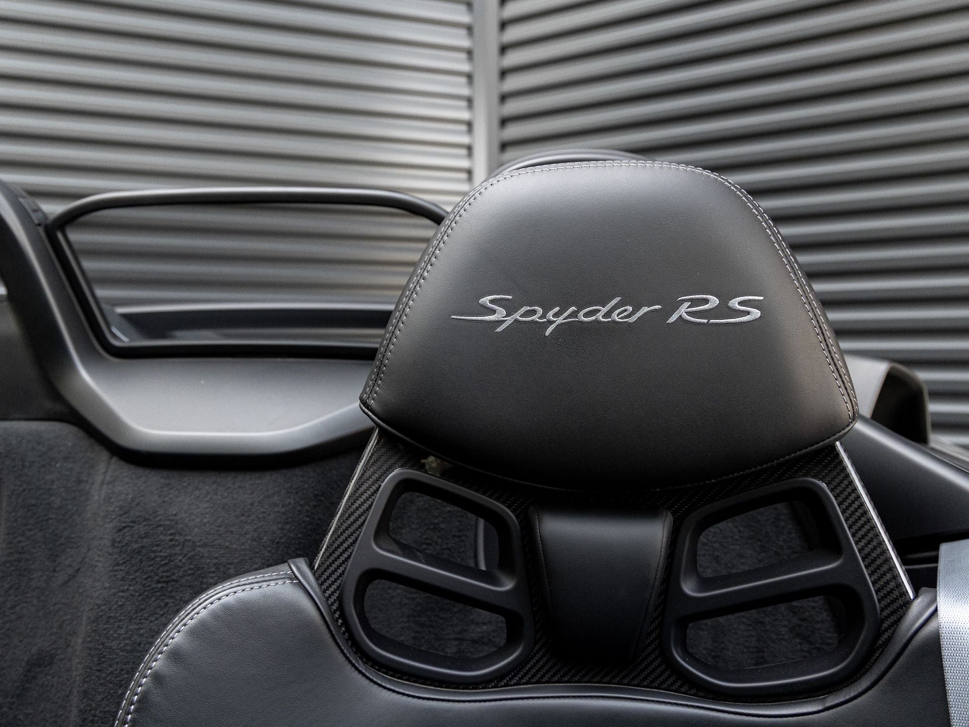 2024 Porsche 718 Spyder RS