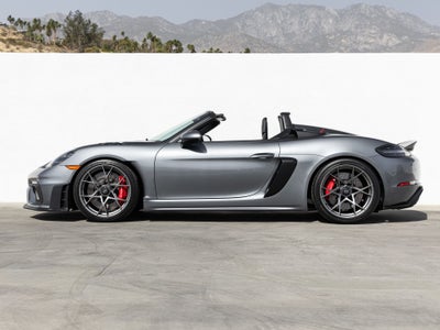 2024 Porsche 718 Spyder RS