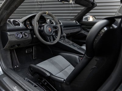 2024 Porsche 718 Spyder RS