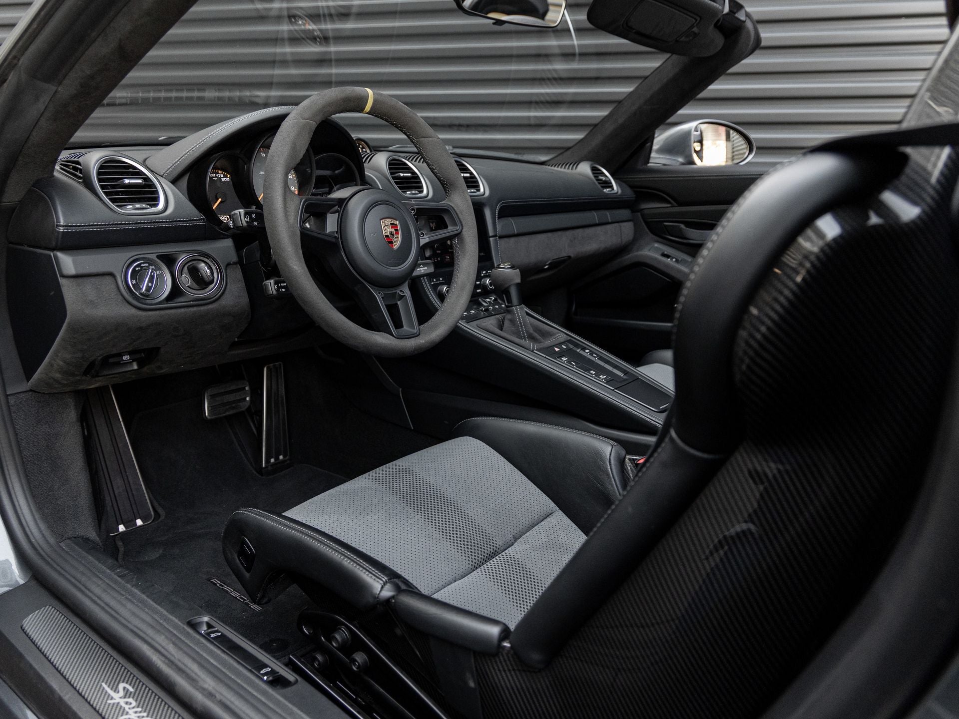 2024 Porsche 718 Spyder RS