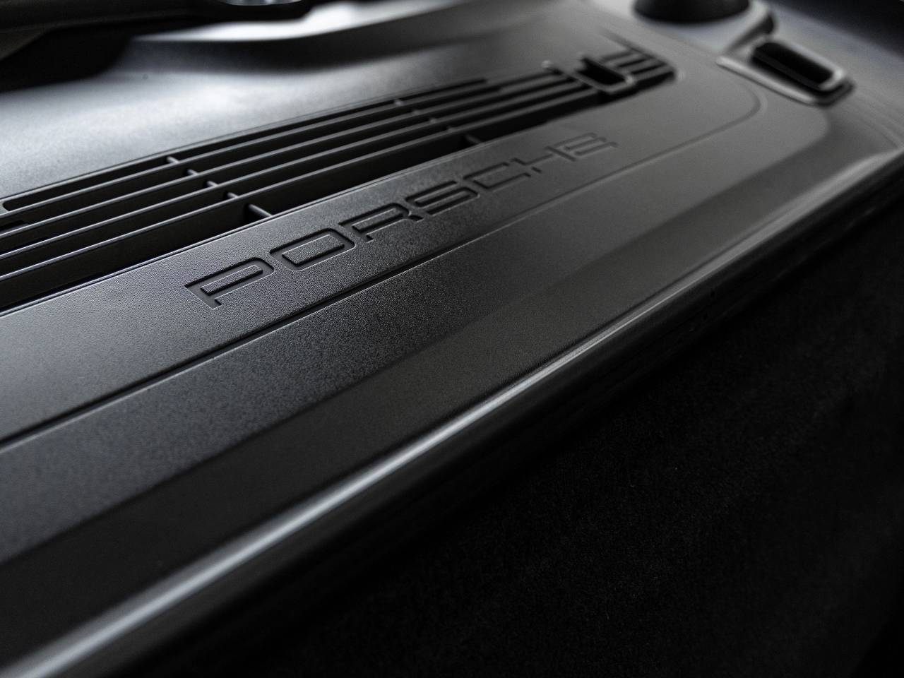 2024 Porsche 718 Spyder RS