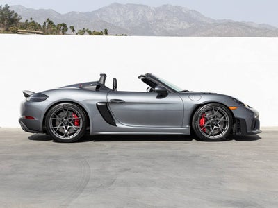 2024 Porsche 718 Spyder RS