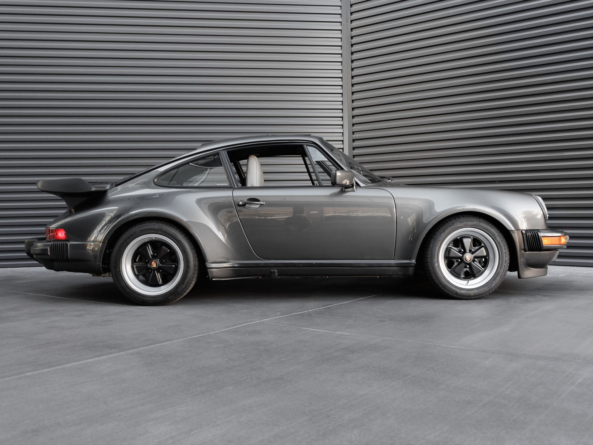 1989 Porsche 911 911 Turbo 3.3 Coupe