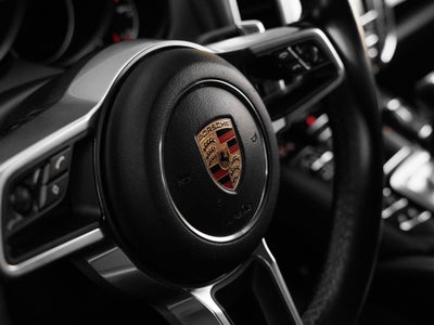 2016 Porsche Cayenne Cayenne