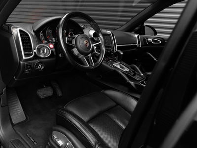 2016 Porsche Cayenne Cayenne